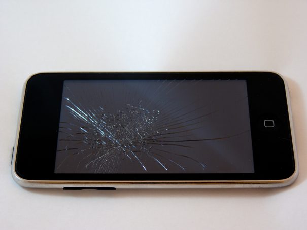 Should I Pay for Cell Phone Insurance